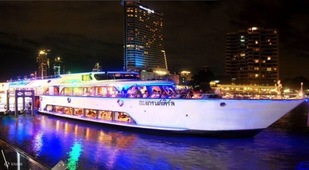 Модный Бангкок 9 Круиз Chao Phraya Princess