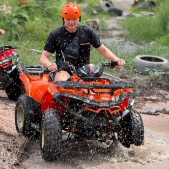 Квадроциклы и тир 2 Квадроциклы ATV 250 cc в Паттайе